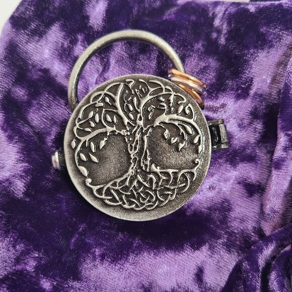 Triple Moon Mantra Locket with Clear Quartz for Meditation/Intention - Picture 4 of 8